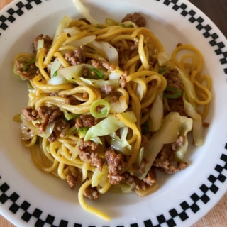 懐かしい味のソース焼きそば